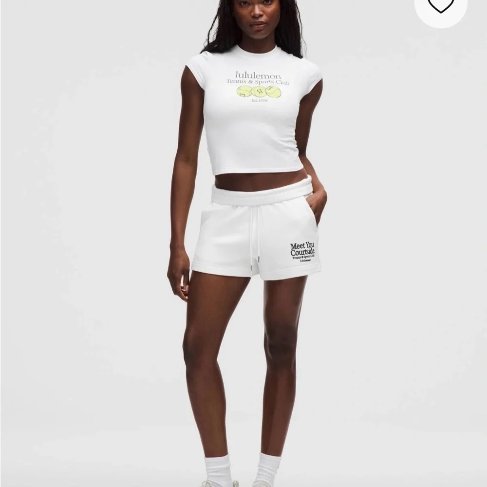 lululemon athletica size xs